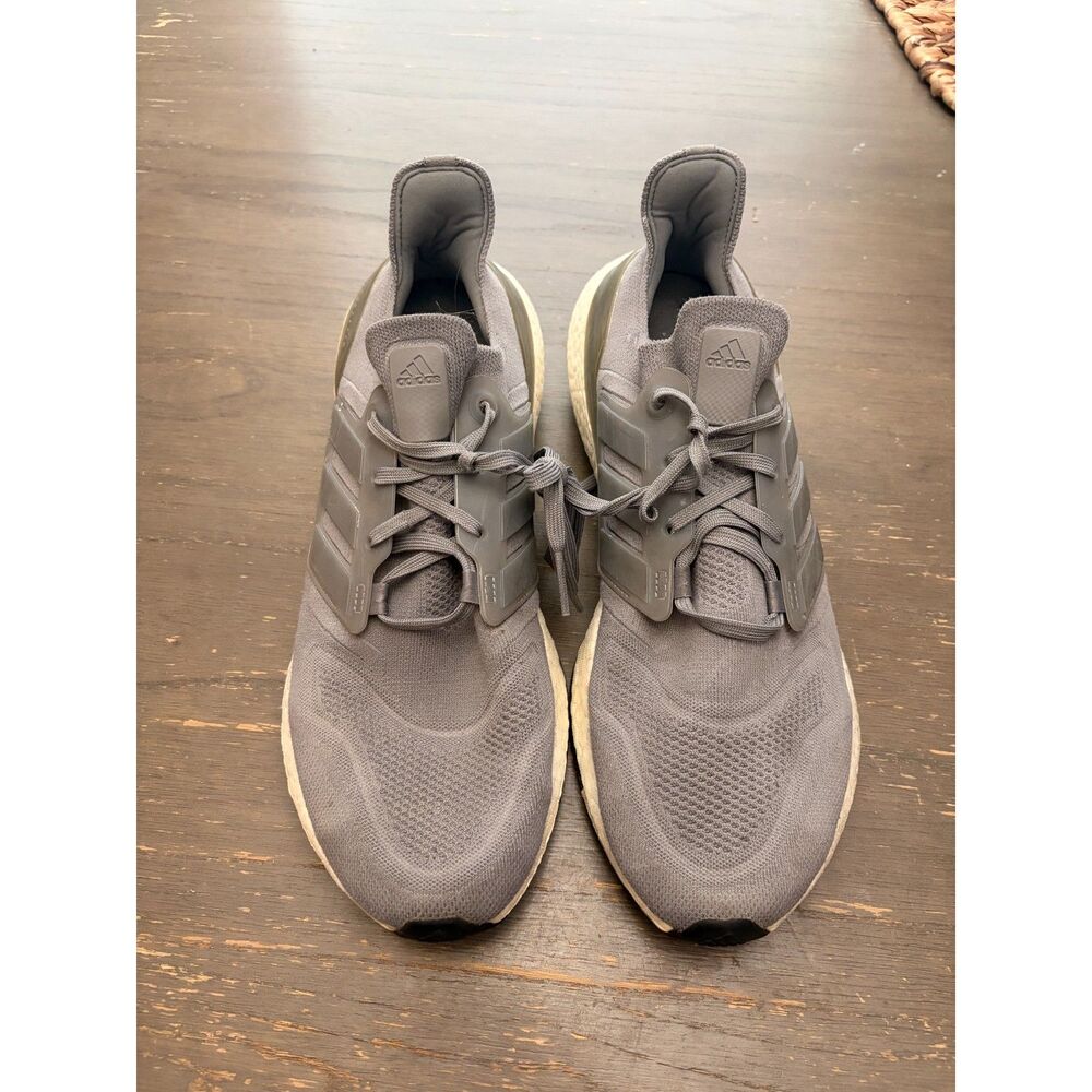 12 Mens Adidas Ultraboost 21 grey sneakers